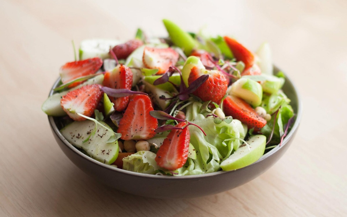 Fresh mixed leafy salad served in a bowl